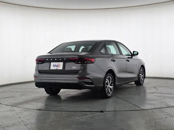 جيلي امجراند GS 2024 