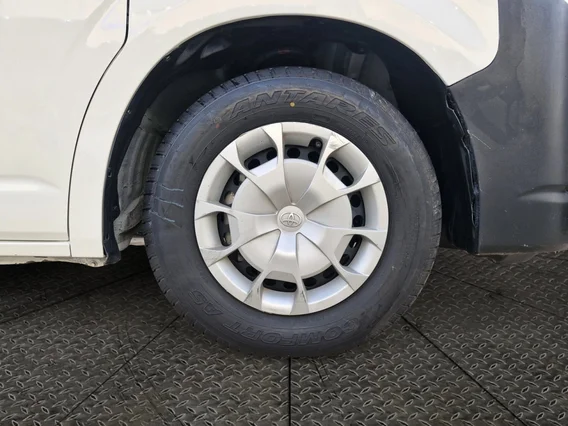 Toyota Haice ثلاجة  2022 