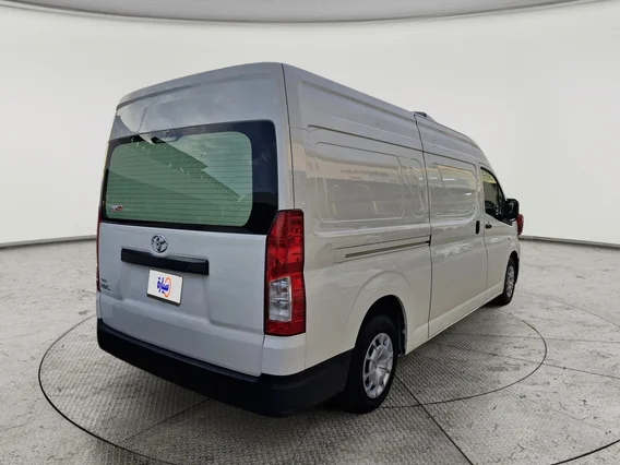 Toyota Haice ثلاجة  2022 