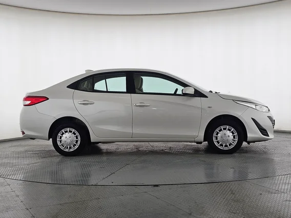 تويوتا يارس Y 2019 