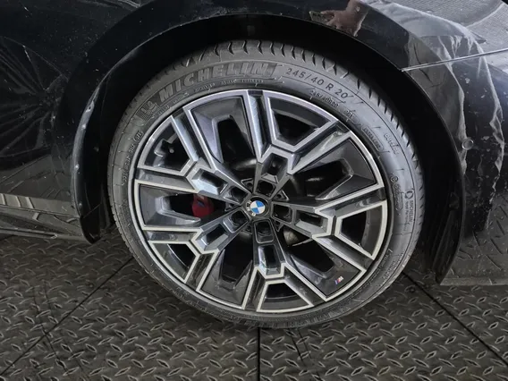 بي ام دبليو الفئة الخامسة 520i 2026 