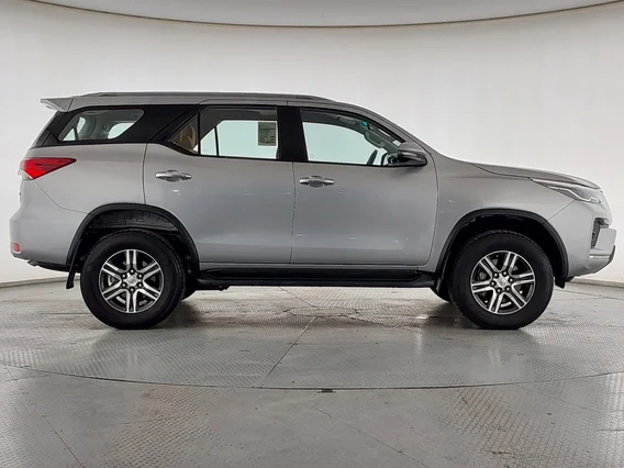 تويوتا فورتشنر VX1 2023 دبل