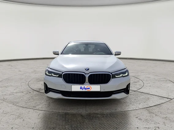 BMW 5 Series 520i 2023 
