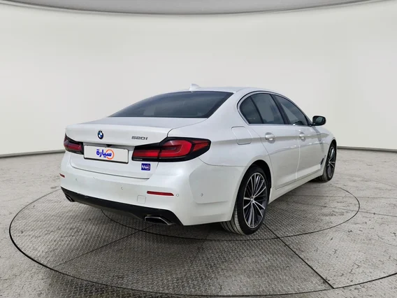 BMW 5 Series 520i 2023 