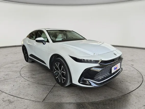 Toyota Crown Premium 2023 