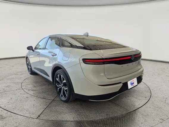 Toyota Crown Premium 2023 