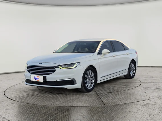 فورد تورس SE 2021 