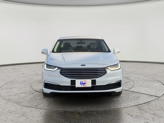 فورد تورس SE 2021 