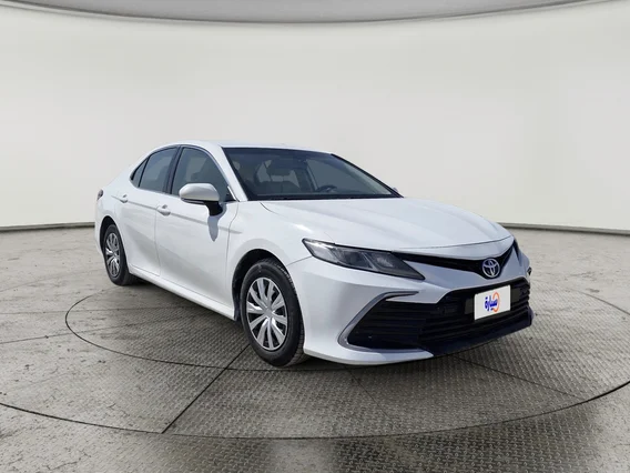 تويوتا كامري LE 2024 