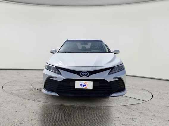 تويوتا كامري LE 2024 