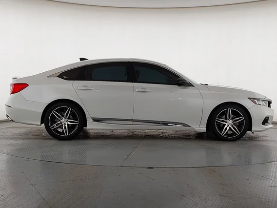 هوندا اكورد LX Sport 2022 