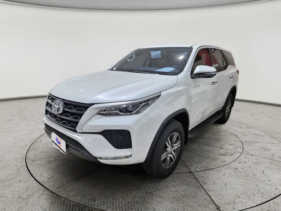 Toyota Fortuner GX2 4x2 2025 