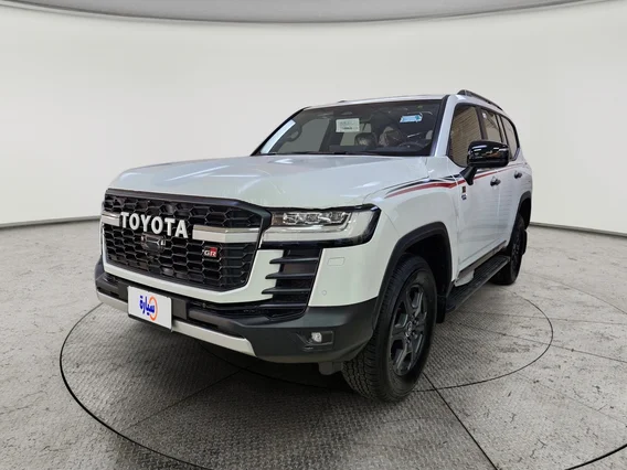 Toyota Land Cruiser GR Sport 2025 