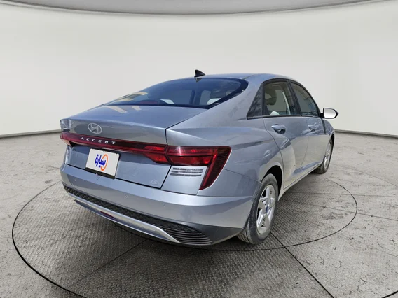 Hyundai Accent Smart 2024 