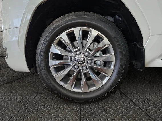 Toyota Land Cruiser VX 2024 دبل