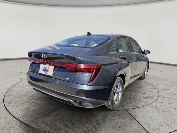 Hyundai Accent Smart 2024 