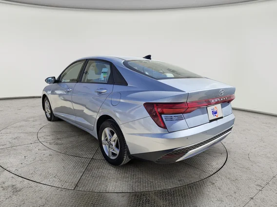 Hyundai Accent Smart 2024 