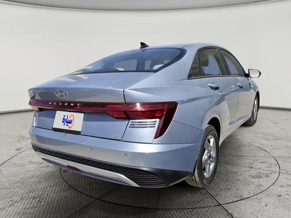 Hyundai Accent Smart 2024 