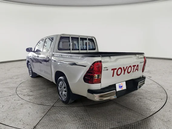 تويوتا هايلكس GL DSL 2021 