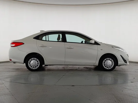 Toyota Yaris  Y 2019 