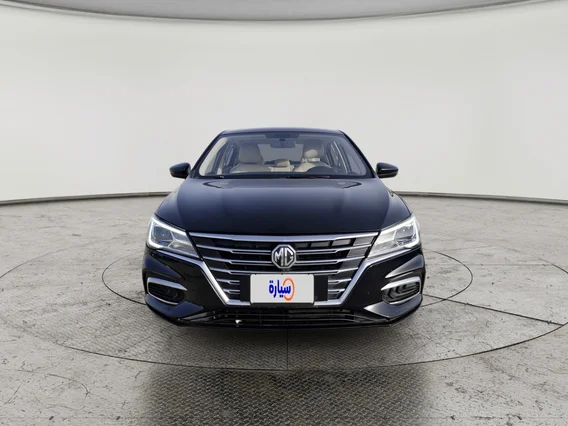 ام جي 5 LUX 2023 