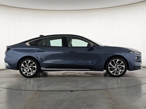 Ford Taurus Titanium 2023 