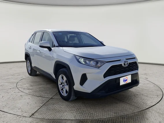 Toyota RAV4 LE 2021 