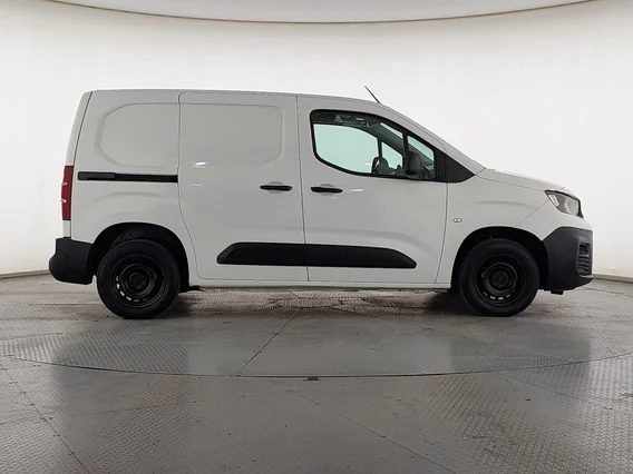 بيجو بارتنر Short van 2022 