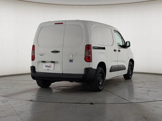 بيجو بارتنر Short van 2022 