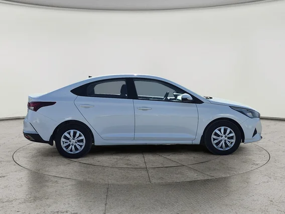 هيونداي اكسنت سمارت 2023 