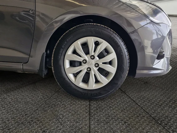 هيونداي اكسنت سمارت 2022 