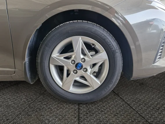 Hyundai Accent Smart 2024 