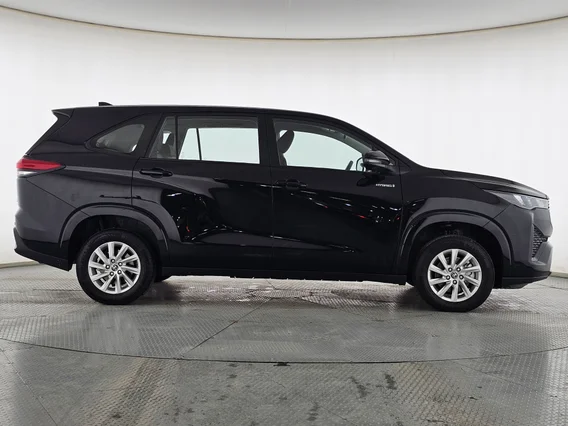 تويوتا اينوفا GL HEV 2024 