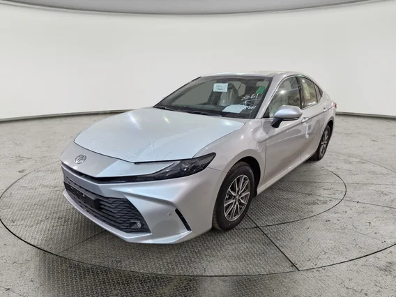 Toyota Camry  E 2026 