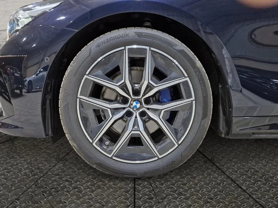 بي ام دبليو الفئة الخامسة 520i 2025 