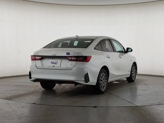 تويوتا يارس Y 2024 