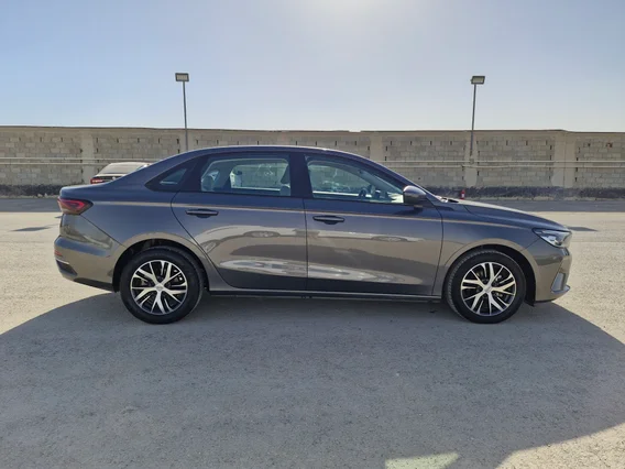 جيلي امجراند GS 2024 