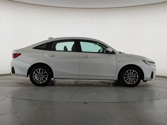 Toyota Yaris  Y 2023 