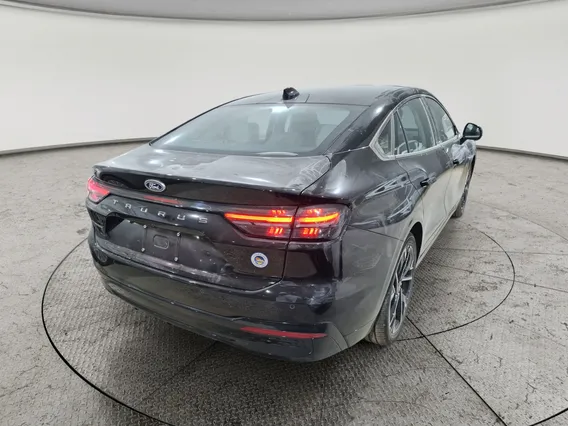 Ford Taurus Titanium New Shape 2026 