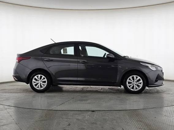 هيونداي اكسنت سمارت 2023 