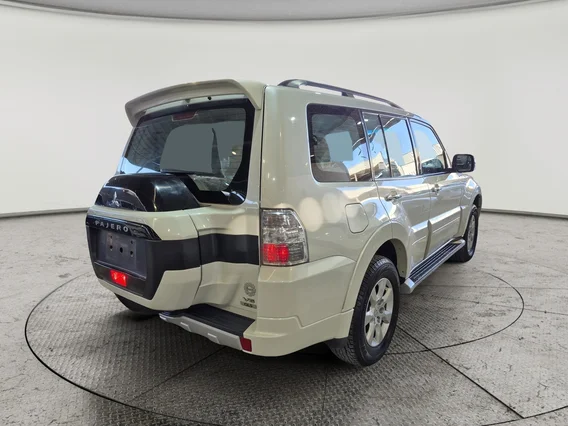 Mitsubishi Pajero GLS 5Doors 2022 دبل