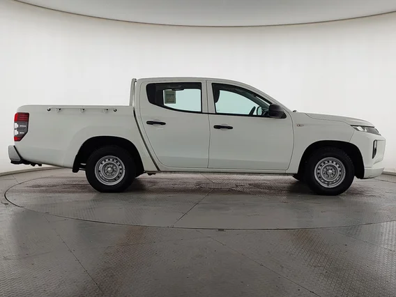 ميتسوبيشي L200 DC 4x2 Diesel 2021 