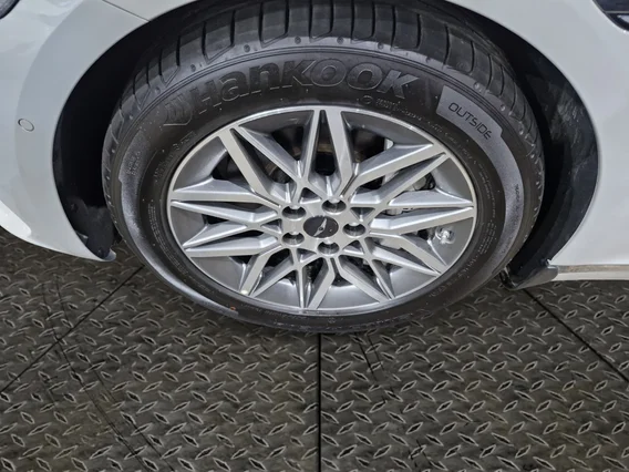 Genesis G80 PRESTIGE 2025 