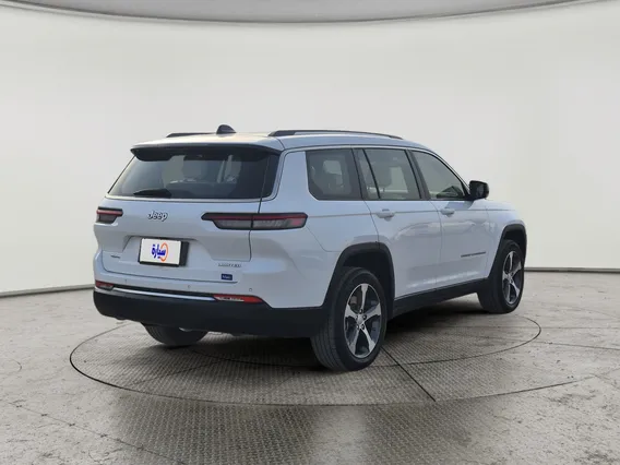 جيب جراند شيروكي ليمتد 2023 