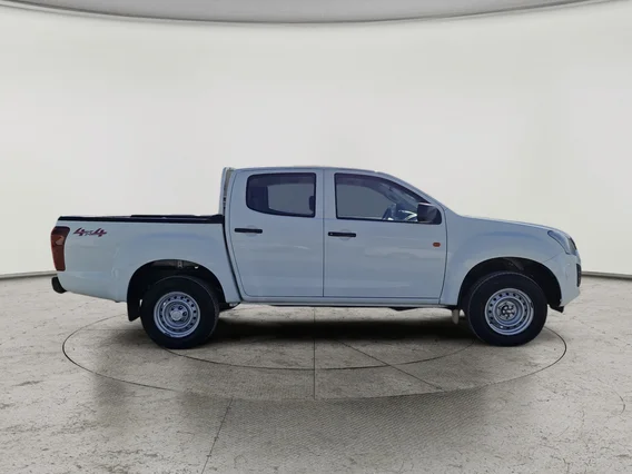 ايسوزو دي ماكس DC 4x4 2023 دبل