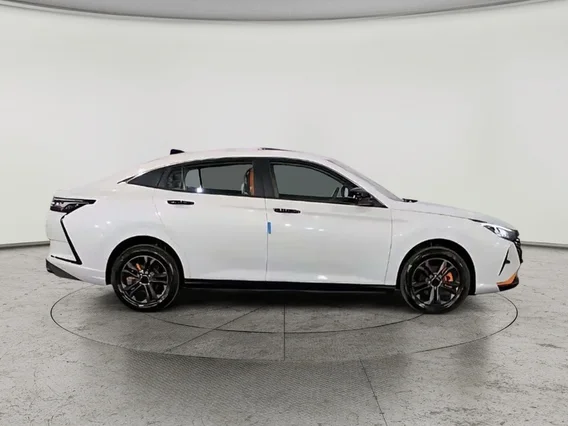 دونج فينج شاين E1 2026 