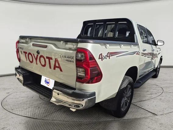 Toyota Hilux SGLX 4X4 2.7L AT 2022 دبل