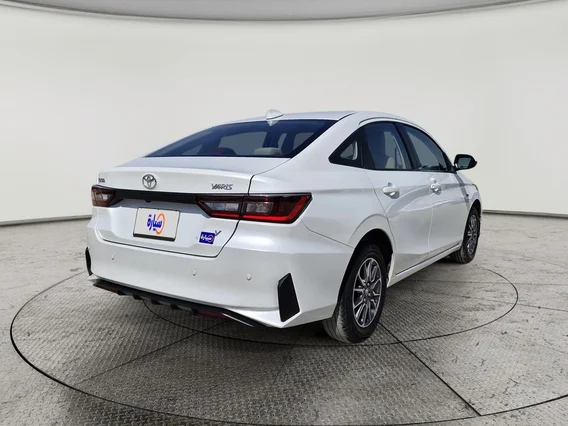 Toyota Yaris  Y 2024 