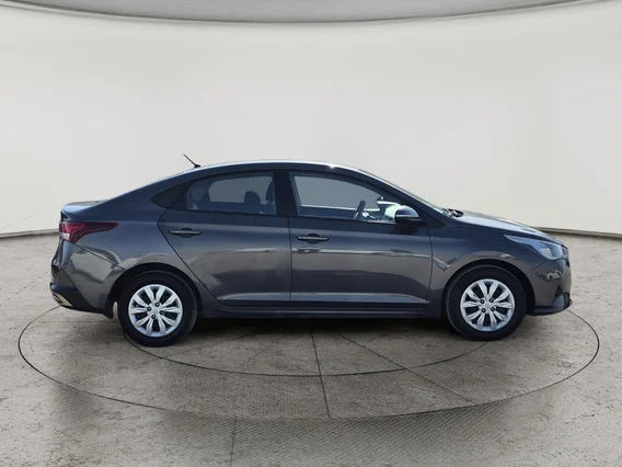 Hyundai Accent Smart 2023 