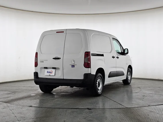 بيجو بارتنر Short van 2022 